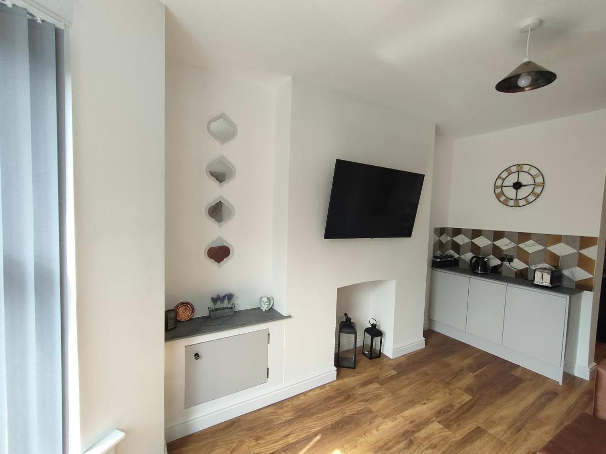 Lovely Refurbished Apartments, Morecambe Promenade ภายนอก รูปภาพ