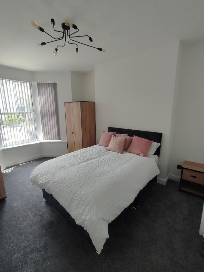 Lovely Refurbished Apartments, Morecambe Promenade ภายนอก รูปภาพ