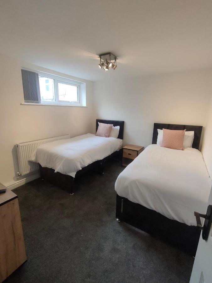 Lovely Refurbished Apartments, Morecambe Promenade ภายนอก รูปภาพ